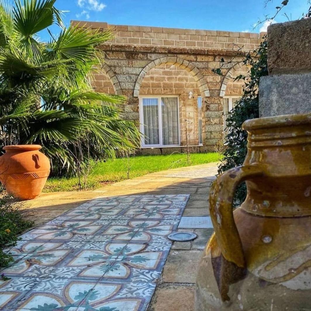 펠리네 Giardini Di Marzo 빌라 외부 사진