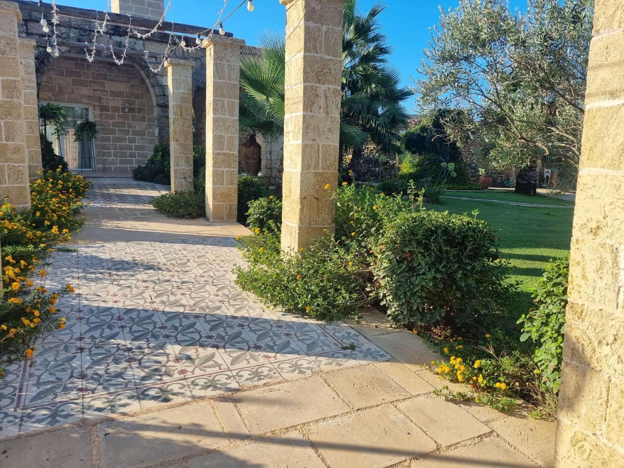 펠리네 Giardini Di Marzo 빌라 외부 사진